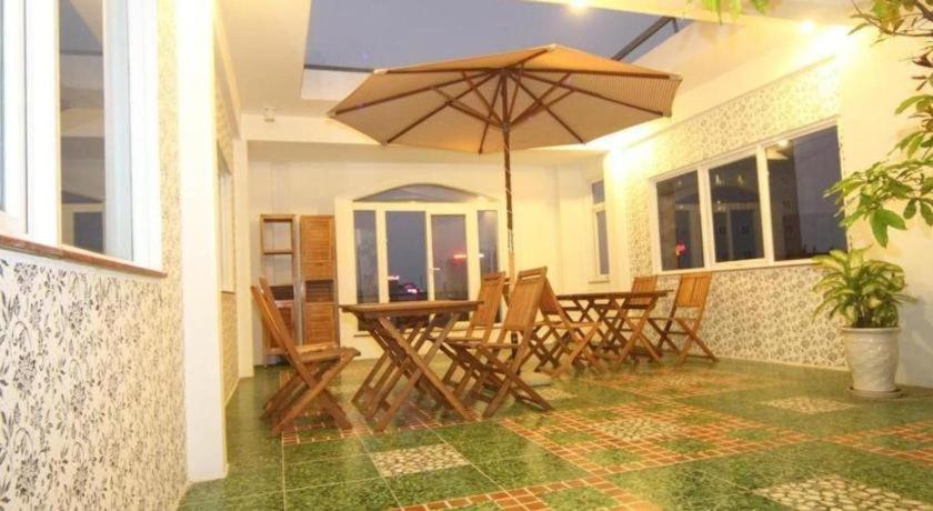 Omega Da Nang Beach Hotel Eksteriør billede